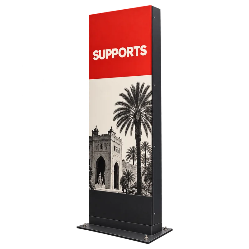 Totem publicitaire extérieur imprimé par SUPPORTS à Marrakech